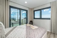 Casa Barros Serra, 3 Bedroom Holiday Home for all the Family in Calheta - 3-Star