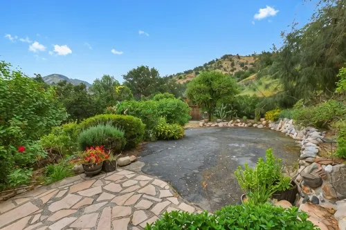 No Cleaning Fee ~ Awesome Views~8Beds~Near Restaurants & Sequoia Park
