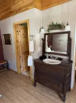 Cozy Cabin Located Just Outside of Wis Dells- Cabin B - Wifi