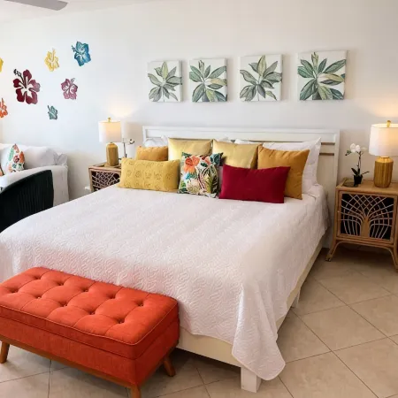 Stay at Tropical Vibes, in beautiful Las Croabas, Fajardo.