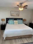 Beautiful Condo on the Beach with Heated Pool, Pickleball, Free WiFi & Parking!