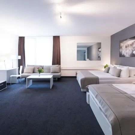Hotel Aviva