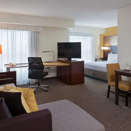 Cambridge Suites Mississauga