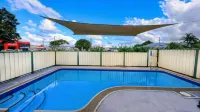 Tropical Gateway Motor Inn