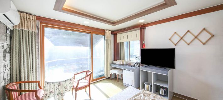 Jecheon Pentel House Hotels in Jecheon-si