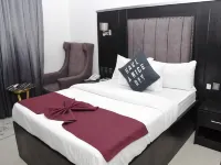 Saatof Hotel and Suites