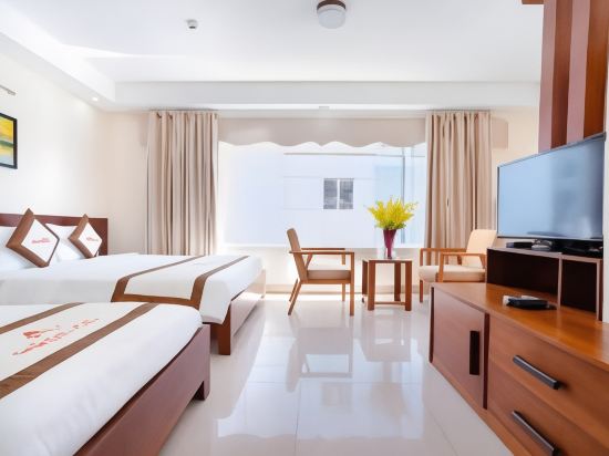 Paradise Hotel