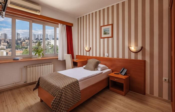 Hotel Neboder