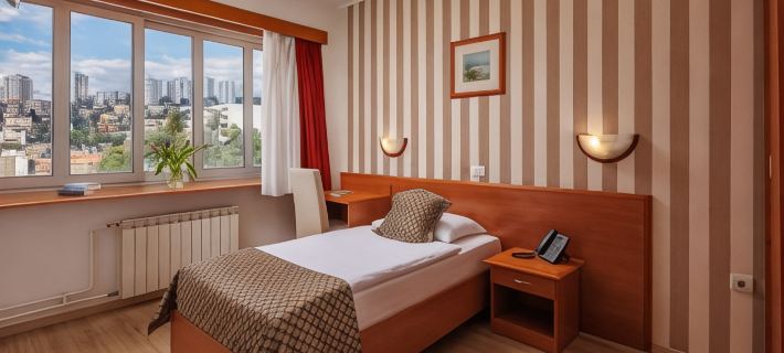 Hotel Neboder Отели в г. Риека