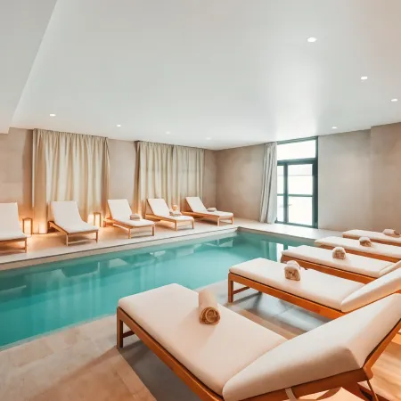 Mercure Avignon TGV Hotel et Spa