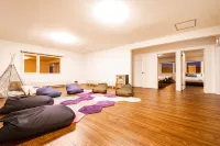 The Sun Lounge - 3-Star