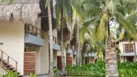 Tay Beach Hotel Tayrona - インフィニティプール