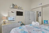 Oceanside Condo w/ Heated Indoor Pool, 2 Outdoor Pools, & Easy Beach Access! - Balkoner