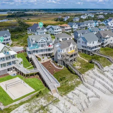 Oceanfront 5-Bdrm Elevator Pool/Tennis  Volleyball/Putt-Putt  Dog Welcome!