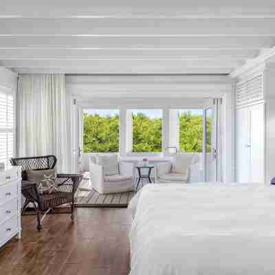 JUST A 2-NIGHT MIN STAY, GULF-FRONT SEASIDE HONEYMOON COTTAGE, PANORAMIC VIEWS! Rooms