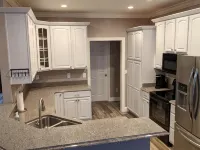 Spacious 3 bed 2 bath. Quiet neighborhood, walk to beach, pool table. - 2 stjerner