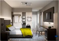 Threeland Hotel - parking