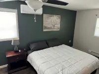 Canandaigua Lake Cottage— to Private Lake Access Hôtels à : Gorham