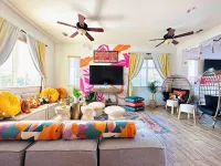 The California Dreamhouse, by Desert Vibes. Saltwater Pool + Hot Tub! - 2つ星