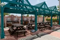 Caribbean Palm Village Resort - parking