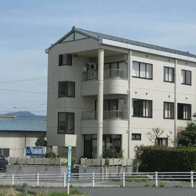 Uwoyosi Hotels near Lake Biwa Waterfowl and Wetland Center