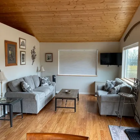 Bear Canyon Cottages - Garden House
