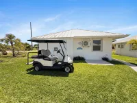 Golf Cart Included, Abaco Villa, Treasure Cay, Bahamas, 100 yards from beach - homestay