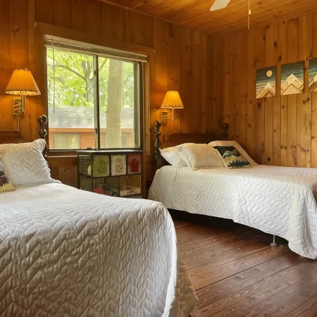 Serene Nantahala Village Cabin w/ Pool near Nantahala Outdoor Center!