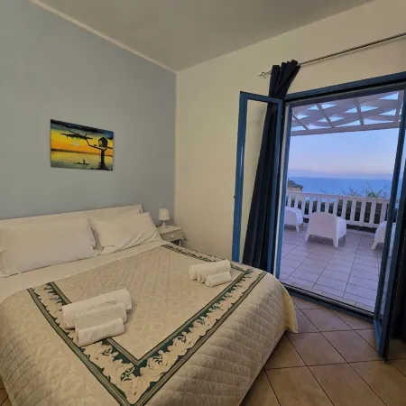 Villa Vittoria with Sea View