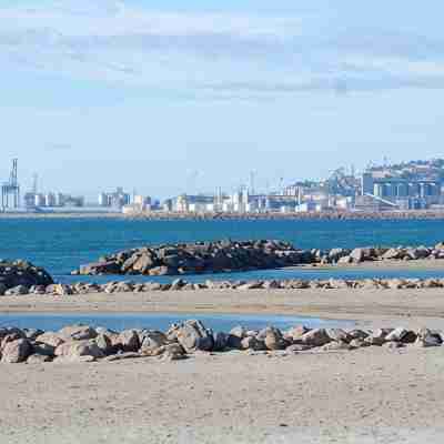 IMPREGNABLE VIEW ON THE PORT OF PLAISANCE - SEA 50 M Fitness & Recreational Facilities