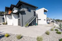 "Wine Down" and indulge in this incredible Okanagan experience! - Wifi