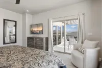 Luxury 5BR Wellness Retreat w/ Private Pool, Hot Tub & Cold Plunge Near Zion - Balcony
