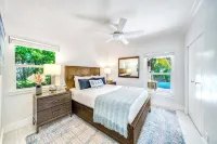 Heated Pool+Hot Tub! Private Beach Access! - بوتيك