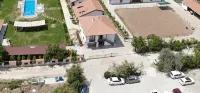 Tefenni Villas & Hotel - parking