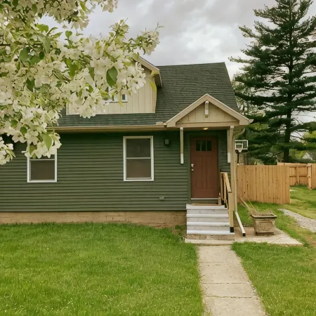 Avalon Guest Lodge 3102 House. 2 Baths, 2 Living Rooms. Sleeps 9
