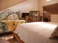 InTroutWeTrust White Hole Cabin - badewanne
