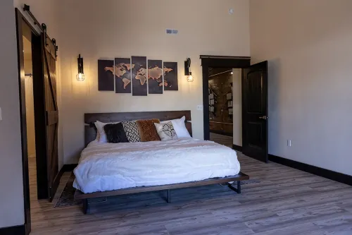 The Loft Modern/Historic - 50% Off Quail Ridge Golf - Homestays