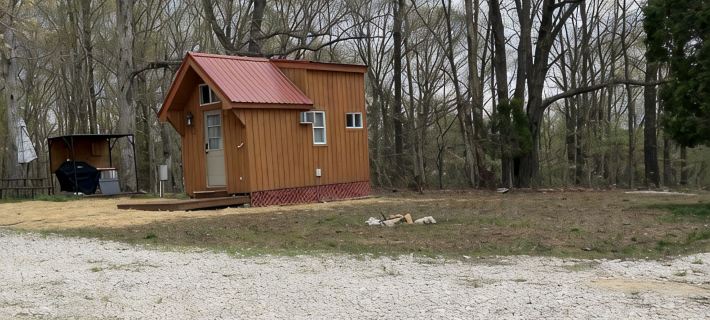 Private Cabin 5 Star Clean! by Patoka Lake! Boat Parking! Queen Bed & Full Bath Hotels in Orange County
