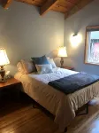 Diamond House, cozy home in a park-like setting - Wifi