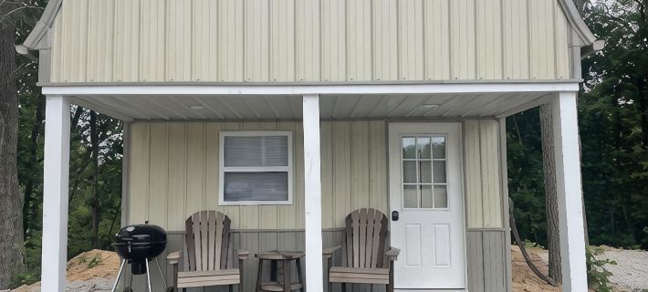 Tan cabin close to University of Central Missouri and Whiteman AF Base Hotels in Johnson County