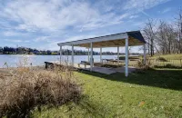 Deer Brook Lake House - 4-Star