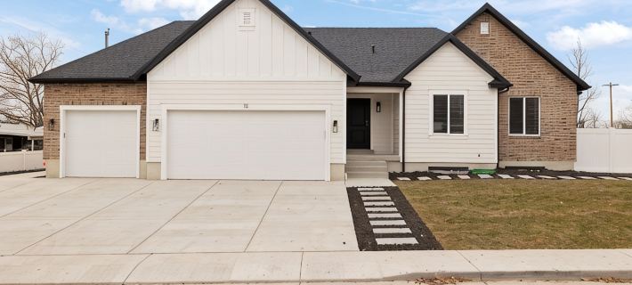 Family Home Orem 4BD w/ Hot Tub Hotels in Orem