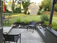 Private Home, Quiet Neighborhood, Pet Friendly. - 2-Star