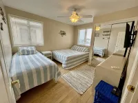 Oceanfront 4Br Townhouse-Great Location Aug 26-Aug 29 Available - Balkoner