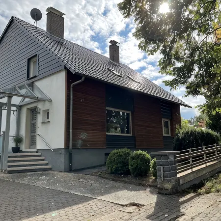 Beautiful large vacation home with conservatory at the Edersee/Kellerwald, dogs allowed