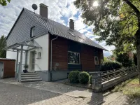 Beautiful large vacation home with conservatory at the Edersee/Kellerwald, dogs allowed - 民泊