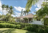 Luxurious 4-Bedroom Villa with Private Pool in La Romana - 別墅