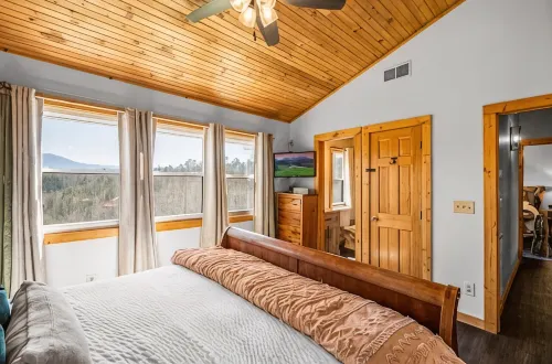 Sevierville Cabin, Hot Tub & Mountain Views - Bjergudsigt