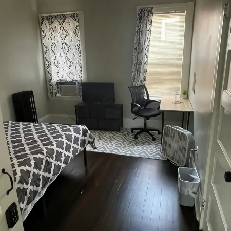 Homestay in Boston Fields Corner Area
