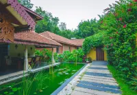 Anantya by the Lake - breakfast